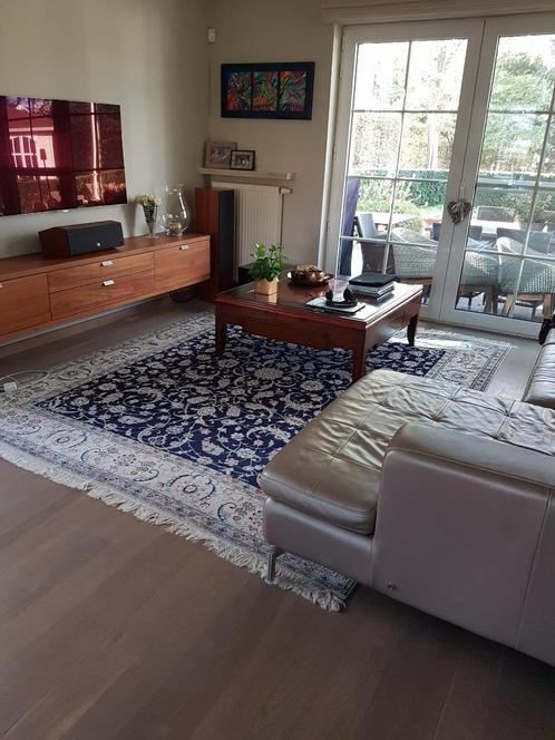 salontafel in kerselaar, Huis en Inrichting, Tafels | Salontafels, Zo goed als nieuw, Kersenhout, Ophalen