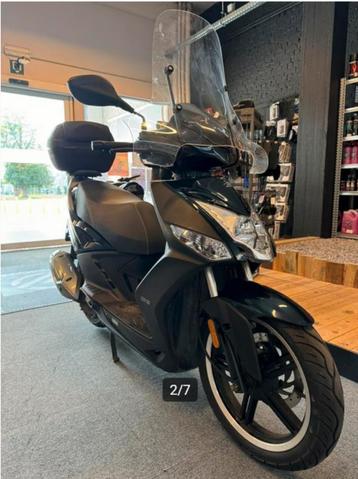 kymco125 beschikbaar voor biedingen