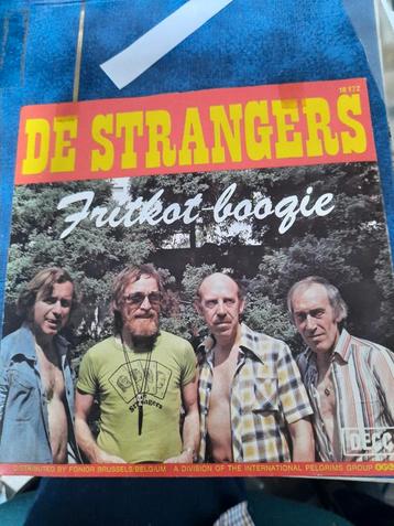 single The Strangers Bernhard - fritkot-boogie, Enlèvement ou Envoi, Utilisé, En néerlandais, Single