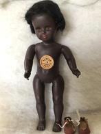 Oude zwarte  pop. Unica Belgium. 40 cm. Zeldzaam, Verzamelen, Poppen, Ophalen of Verzenden, Pop