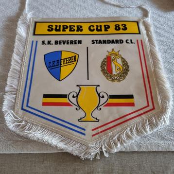 WIMPEL SK BEVEREN-STANDARD DE LIEGE 1983 STANDARD LUIK,STAND