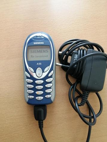 MOET NU WEG!! MOOIE NOSTALGISCHE SIEMENS A55 GSM + OPLADER! beschikbaar voor biedingen