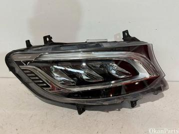 Phare LED droit Mercedes Sprinter W907 W910 A9109067200, Utilisé