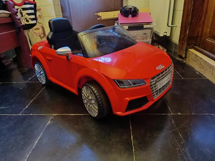 Superbe voiture enfants téléguidée Audi TTS Roadster, Enfants & Bébés, Jouets | Extérieur | Véhicules à batterie, Comme neuf, Enlèvement
