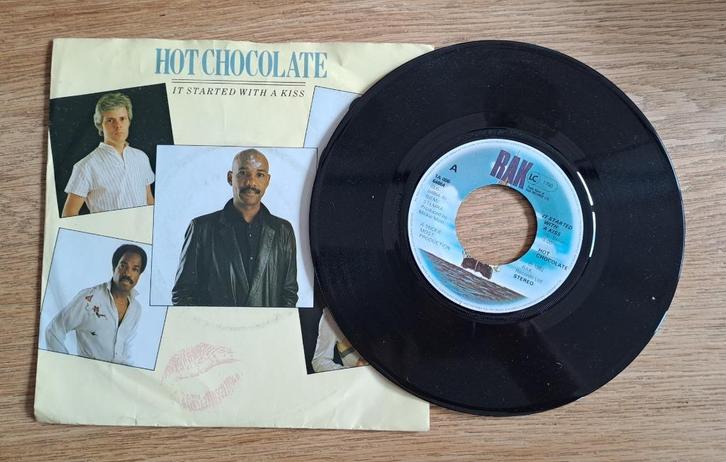 Hot Chocolate - It Started With A Kiss, Cd's en Dvd's, Vinyl Singles, Gebruikt, Single, R&B en Soul, 7 inch, Ophalen of Verzenden