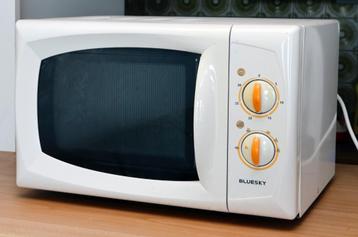 microgolf oven beschikbaar voor biedingen