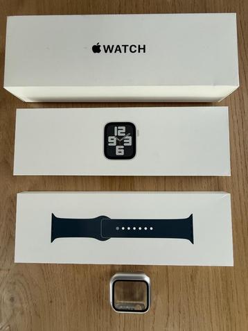 Apple iWatch SE 44 mm M/L beschikbaar voor biedingen