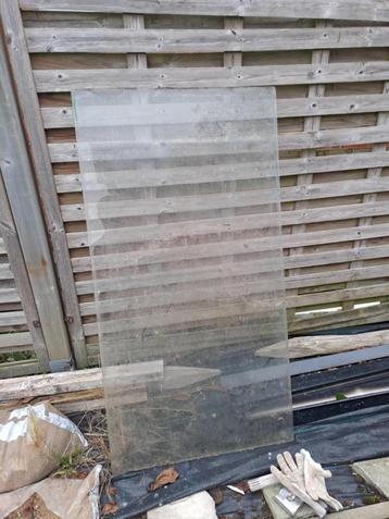 Enkel glas beschikbaar voor biedingen