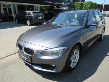 BMW 320 Touring dA-Navi-Airco-Nouveau moteur-Export/Marchand, Autos, Achat, 135 kW, Entreprise, Noir