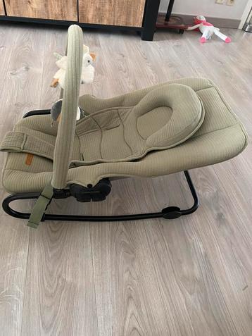 Relaxe bébé beschikbaar voor biedingen