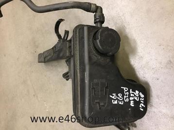 Koelvloeistoftank BMW E60 E61  beschikbaar voor biedingen