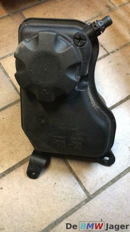 Koelvloeistof reservoir BMW 1serie 3serie X1 Z4 17137607482, Auto-onderdelen, Motor en Toebehoren, BMW, Gebruikt, Ophalen of Verzenden