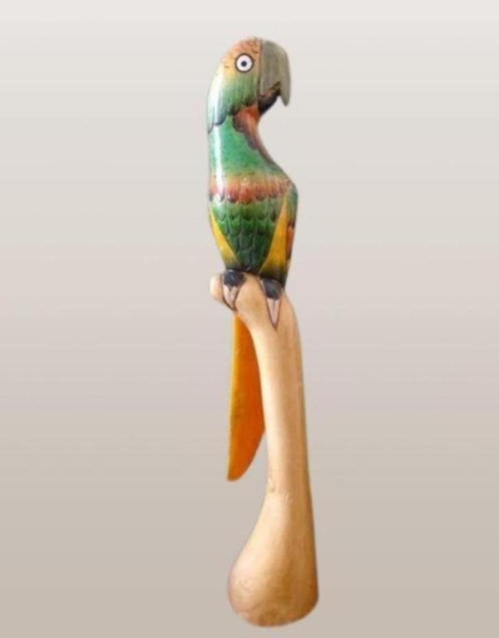 Prachtige vintage papegaai, Ara. Licht hout, balsa. H 54 cm, Antiek en Kunst, Kunst | Beelden en Houtsnijwerken, Ophalen of Verzenden