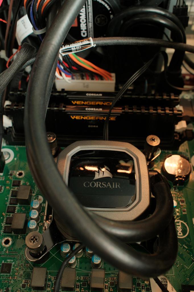 Dell Precision T3630 - Xeon E-2174G - 32 GB DDR4-3200, Computers en Software, Servers, Refurbished, 3 tot 4 Ghz, 32 GB, Ophalen