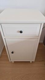 2 Tables de chevet Ikea., Ophalen, Zo goed als nieuw
