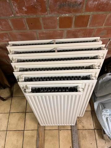 Verwarming radiatoren beschikbaar voor biedingen