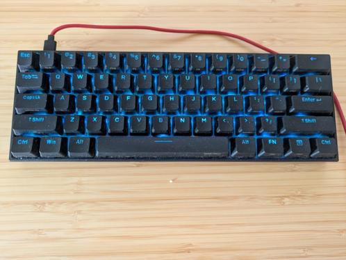 Anne Pro 2 Mechanisch Toetsenbord - Brown switches, Computers en Software, Toetsenborden, Gebruikt, Qwerty, Bedraad, Ergonomisch