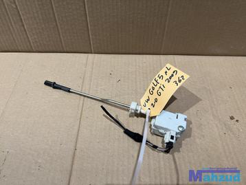 VW GOLF 5 Tankklep vergrendelmotor 2003-2009 beschikbaar voor biedingen