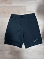 Nike sporthsort zwart (147-158), Kinderen en Baby's, Kinderkleding | Maat 152, Ophalen of Verzenden, Zo goed als nieuw, Jongen of Meisje