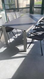 Table d'intérieur et d'extérieur - table à manger Brand Joli, Maison & Meubles, Tables | Tables à manger, Comme neuf, Rectangulaire