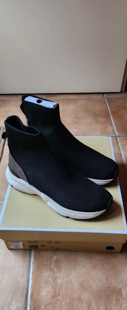 Gloednieuwe zwarte michael kors dames sneakers maat 39, Kleding | Dames, Schoenen, Nieuw, Sneakers, Zwart, Ophalen of Verzenden