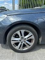Mercedes Benz E200 2013 avantgarde, Auto's, Mercedes-Benz, Euro 5, Zwart, 4 cilinders, Blauw