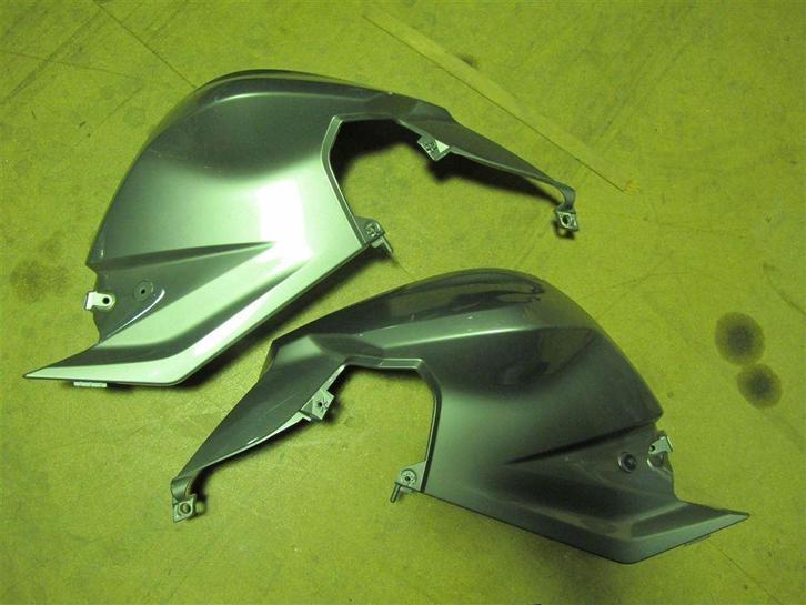 BMW F800R zijkuipen in het grijs model 2009, Motoren, Onderdelen | BMW, Gebruikt, Ophalen of Verzenden