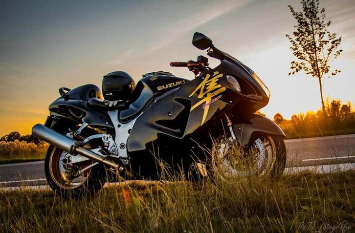 Suzuki Hayabusa GSX1300R gen1  bieden vanaf 7500,=, Motoren, Motoren | Suzuki, Particulier, Super Sport, meer dan 35 kW, 4 cilinders