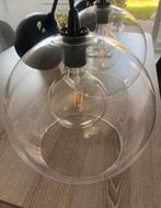 2x glazen hanglamp €35 per stuk, Huis en Inrichting, Lampen | Hanglampen, Ophalen, Zo goed als nieuw