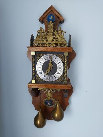 Zaandamse muurhorloge  1960 - 1970 beschikbaar voor biedingen