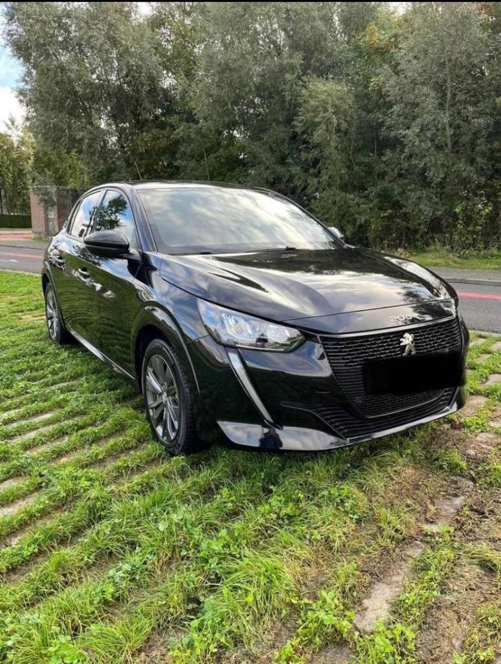Peugeot e-208 zwart - Allure pack, Auto's, Peugeot, Particulier, ABS, Bluetooth, Bochtverlichting, Boordcomputer, Centrale vergrendeling