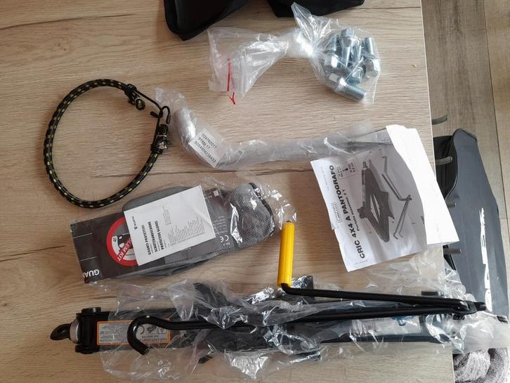 NoProbemKit, Auto-onderdelen, Banden en Velgen, Banden en Velgen, Zomerbanden, 17 inch, Personenwagen, Nieuw, Ophalen