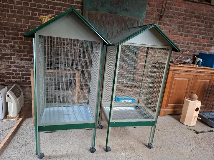 Vogelkooien op wielen en dak, Dieren en Toebehoren, Vogels | Hokken en Kooien, Gebruikt, Vogelkooi, Aluminium, Ophalen