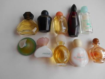 Yves Rocher parfums 10 miniatuur - flesjes