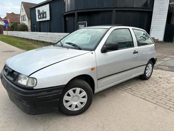 Seat ibiza/Benzine/Zilver/1st.eigenaar/Opendak/Gekeurd* 899€ beschikbaar voor biedingen
