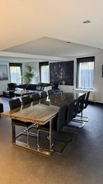 2 Tafels, 10 stoelen, salon in leder,4 barkrukken, Huis en Inrichting, Ophalen, Zo goed als nieuw