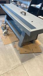 Oude gepimpte werkbank/ tafel, Ophalen
