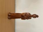 Houten beeld, Ophalen