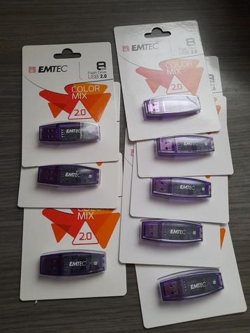 Lot USB-sleutel Emtec C410 8 GB. NIEUW  beschikbaar voor biedingen