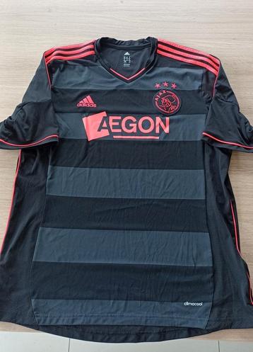 Ajax shirt XL beschikbaar voor biedingen