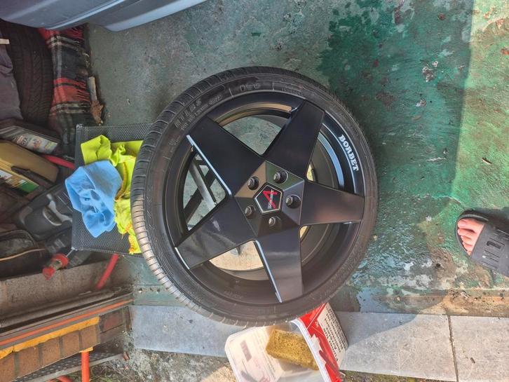 jantes borbet 5x120  18 p pneus casi neuf jantes également, Auto-onderdelen, Banden en Velgen, Banden en Velgen, Zomerbanden, 18 inch
