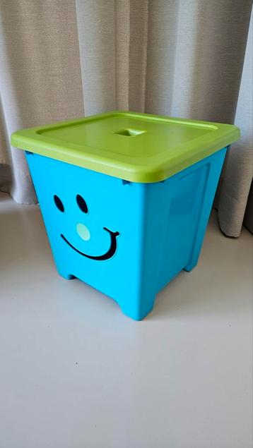 Leuke opbergbox met lachend gezichtje 35x35x35 beschikbaar voor biedingen
