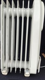 Delonghi elektrische Olieradiator, Doe-het-zelf en Bouw, Verwarming en Radiatoren, Ophalen, Zo goed als nieuw