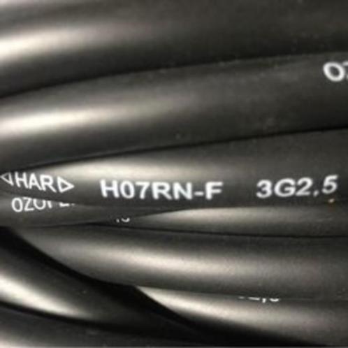 câble d'extension 25 m (nouveau) HO7RN-F 3G2.5 avec clip pra, Bricolage & Construction, Électricité & Câbles, Neuf, Câble ou Fil électrique