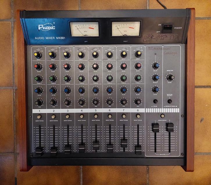 Phonic MX881 - vintage mixer met BBD Echo, Muziek en Instrumenten, Mengpanelen, Gebruikt, 5 tot 10 kanalen, Microfooningang, Ophalen of Verzenden