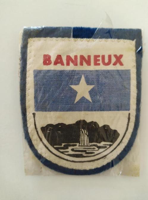 Ecusson / Patch / Bouclier Vintage - Banneux - Neuf, Collections, Broches, Pins & Badges, Neuf, Bouton, Ville ou Campagne, Enlèvement ou Envoi