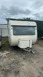 Tabbaert caravan waterdicht met voortent, Caravans en Kamperen, Caravans, Particulier, 750 - 1000 kg, Standaardzit