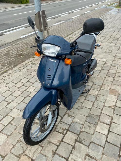 Honda scoopy, Fietsen en Brommers, Brommers | Honda, Zo goed als nieuw, Ophalen