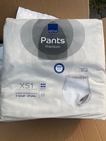Doos ( 4x ) Abena pants premium luierbroekjes maar xs beschikbaar voor biedingen