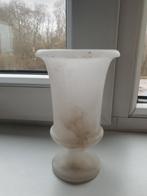 Klein albast vaasje, Ophalen of Verzenden
